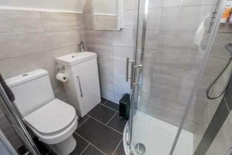 En Suite Shower Room