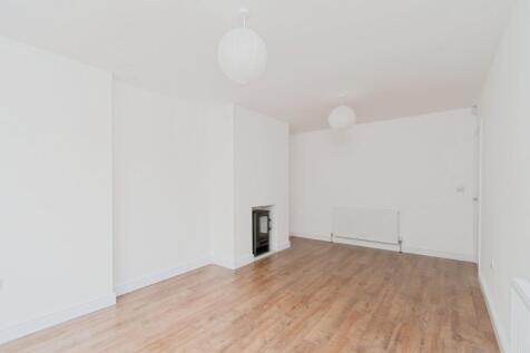 Sitting/Dining Room