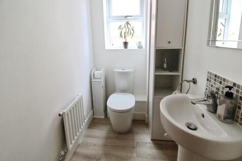 Cloakroom/WC
