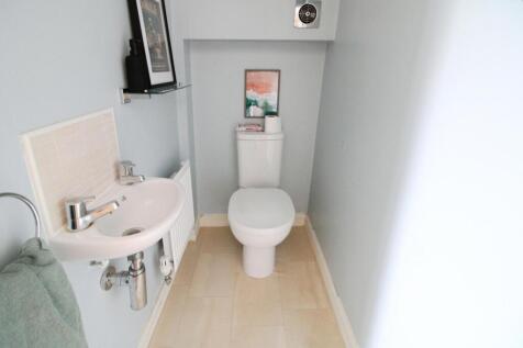 Cloakroom / WC