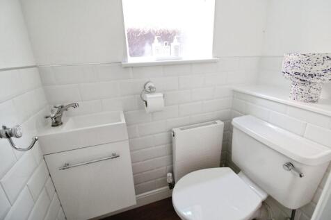 Cloakroom/WC
