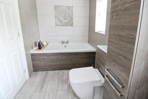 Bath/Shower Room