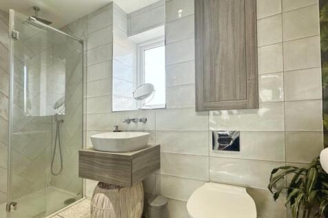 Ensuite Shower Room