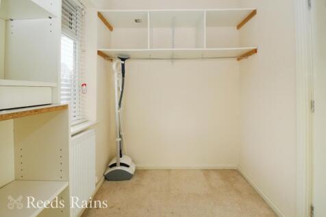 Bed 3/Dressing Room