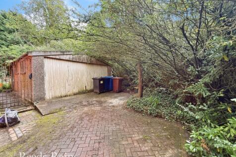 Double Garage