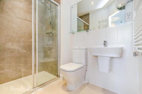 Bed 1 En-Suite