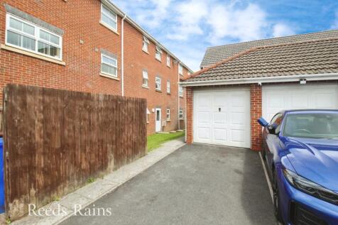 Garage &amp; Parking