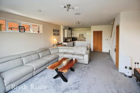 Lounge/Kitchen