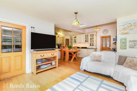 Living Kitchen