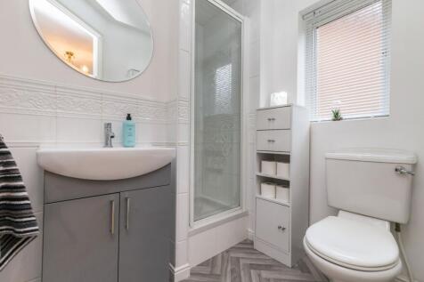 2nd En-Suite