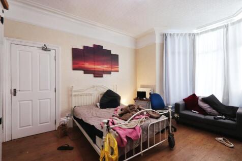 Lounge/Bedroom