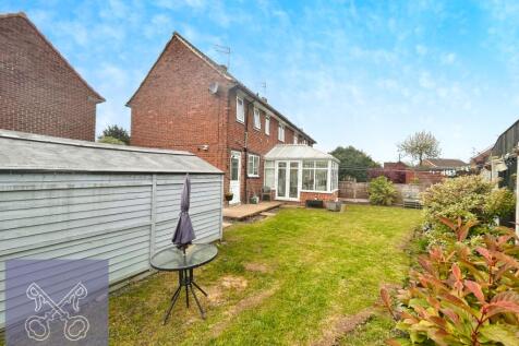 Side/Rear Garden