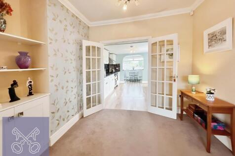 Sitting/Dining Room