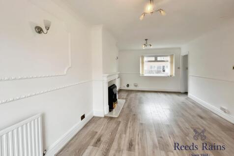 Sitting/Dining Room