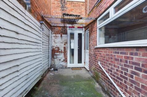 Rear Courtyard