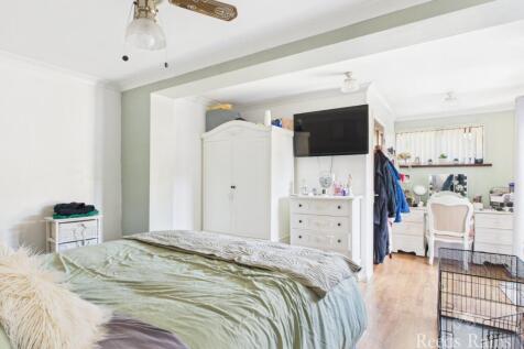 Bedroom/Sitting Room