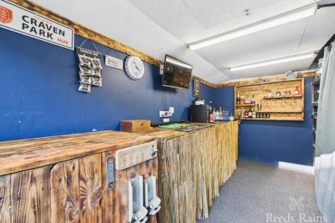 Garden Bar