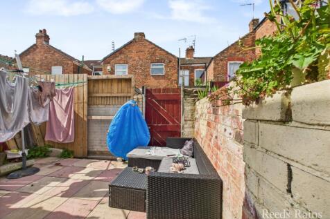 Rear Courtyard