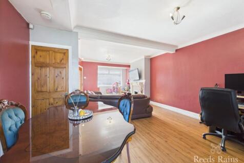 Sitting/Dining Room
