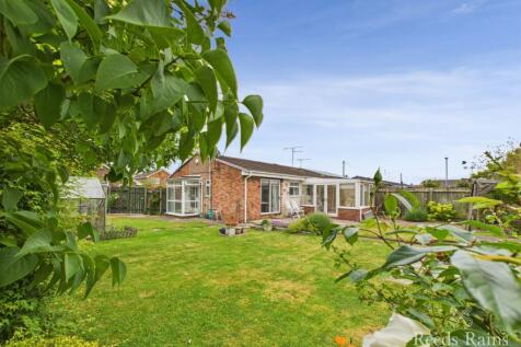 Side/Rear Garden
