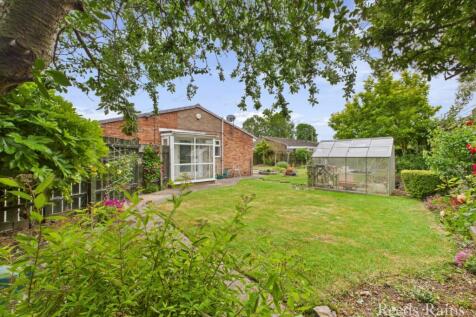 Side/Rear Garden