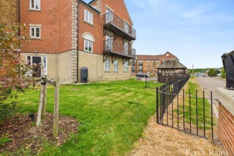 Communal Rear Garden