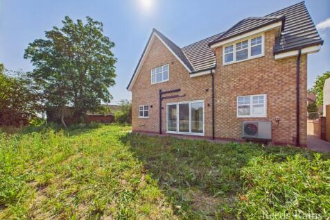 Side/Rear Garden