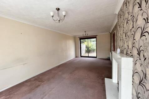 Sitting/Dining Room