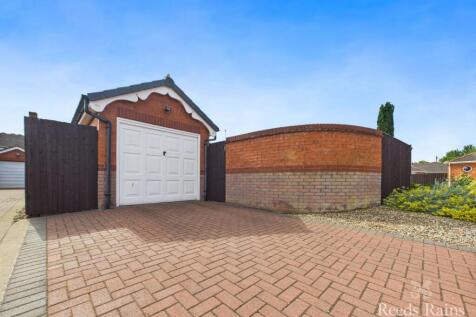 Rear Driveway