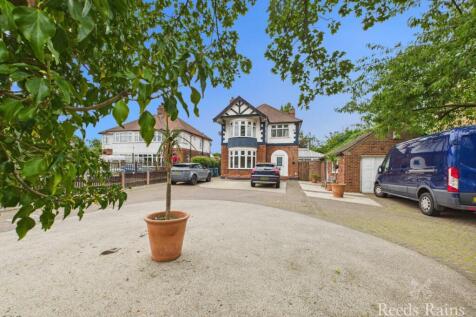 &#39;In-Out&#39; Driveway