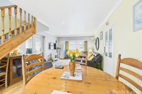 Sitting/Dining Room