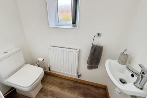 Cloakroom/Wc