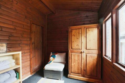 Pinelog Cabin