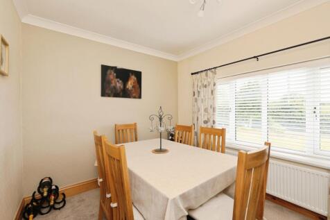 Bedroom 4/Dining