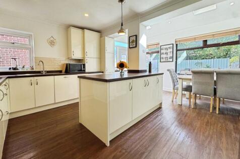 Kitchen Dining Room