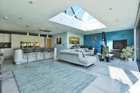 Kitchen Family Room