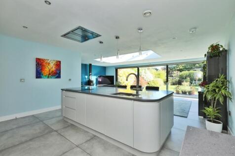 Kitchen Family Room