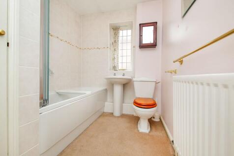 Family Bathroom/Wc