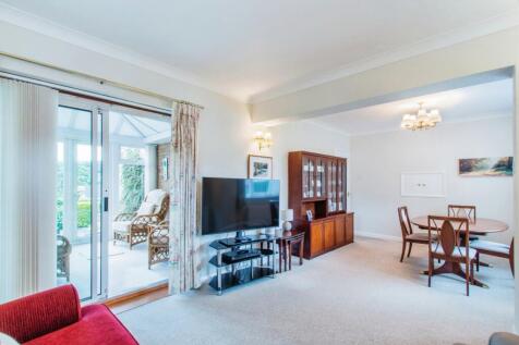 Family/Dining Room
