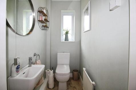 Cloakroom/Wc