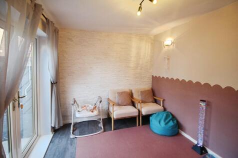 Dining/Play Room