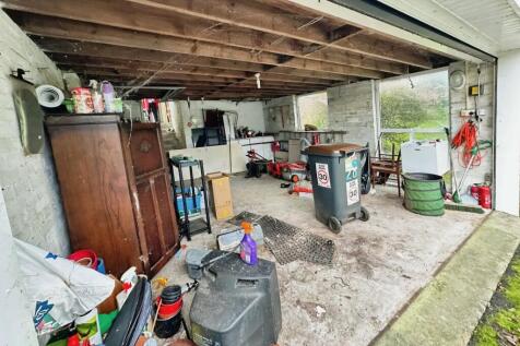 Double Garage