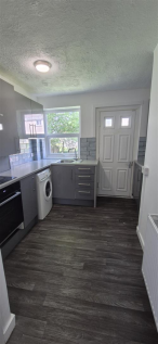 18 Livingstone Terrace Kitchen.png