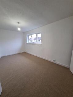 18 Livingston Terrace - bedroom 2.jpg