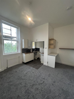 83a Main Road Kitchen2.png