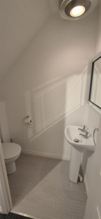 6b Princes Street Cloakroom.png