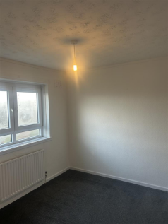 9 Knowehead Road Bedroom2.png