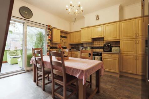 Kitchen House
