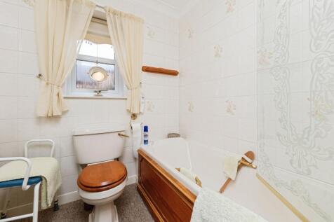 Bathroom/W.C.