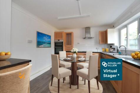 Kitchen/Dining Room (Contemporary Style)